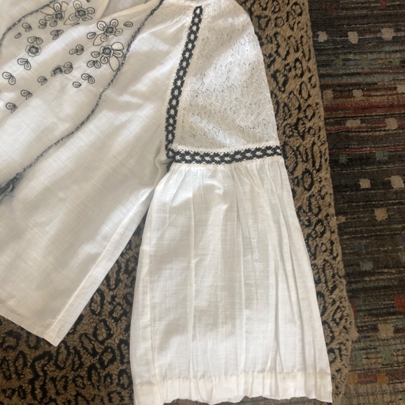 Calligraphie Boho Peasant Top NWOT - Picture 7 of 9